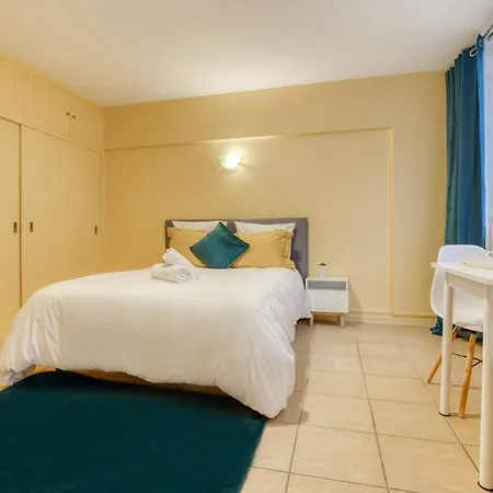 Apartment 16 Studio Cosy Tour Eiffel Auteuil